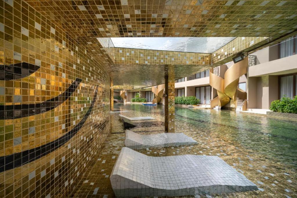 Metadee Elite Hotel Kata Beach  Exterior photo
