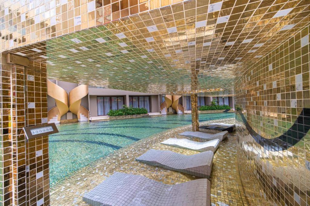 Metadee Elite Hotel Kata Beach  Exterior photo